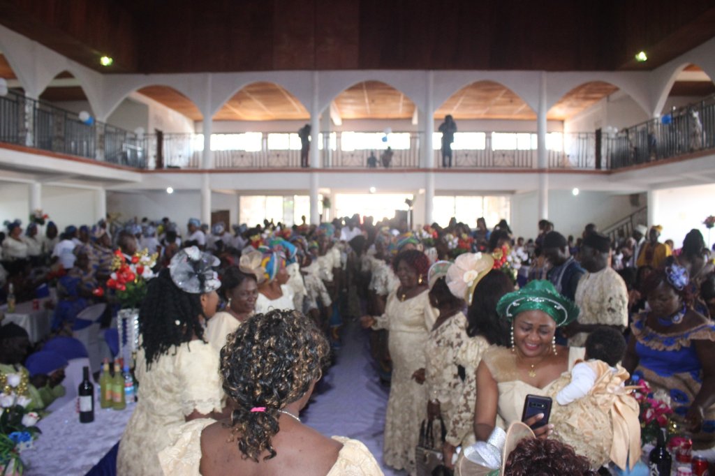 img_01978566181382459209338