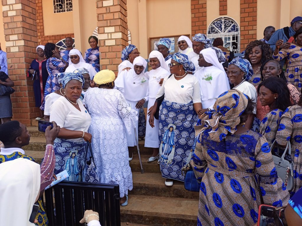 img_20221209_054442_6195332116796765113179