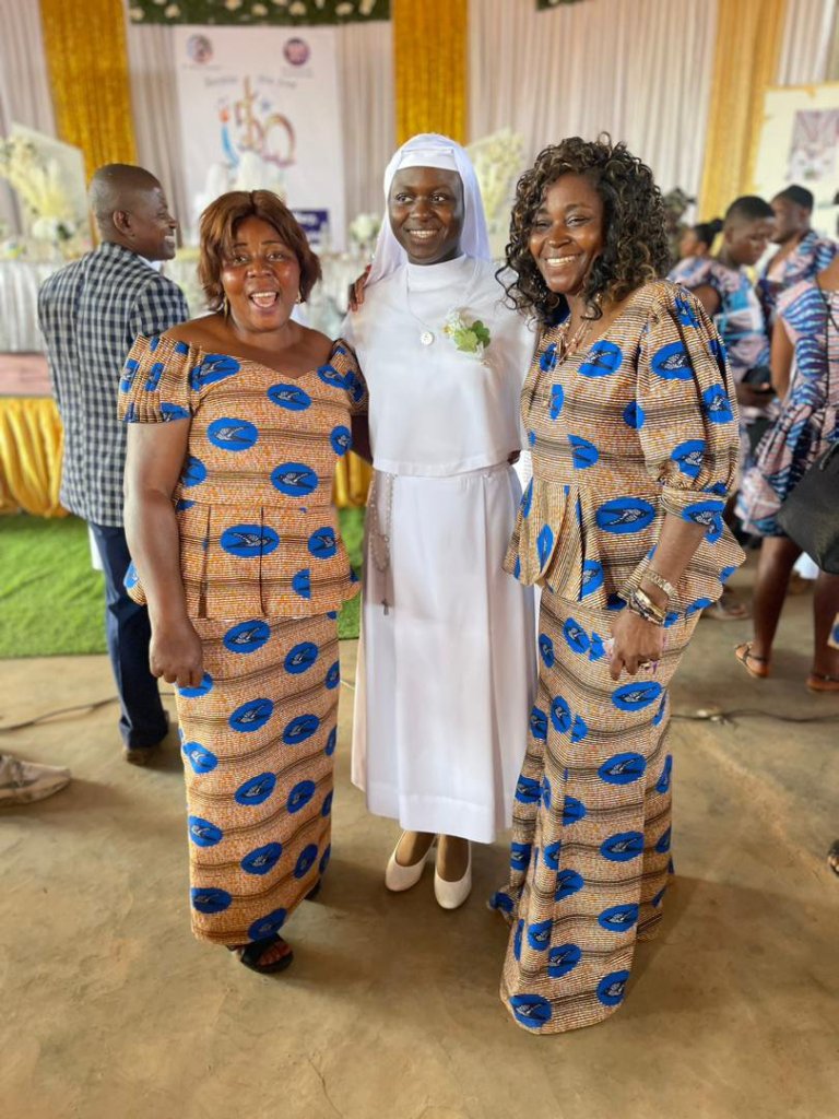 img-20221214-wa00289211493967635058108