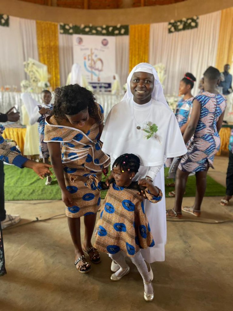 img-20221214-wa00156453110753788582522