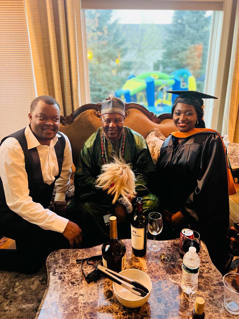 img-20220515-wa00524743558710470395471