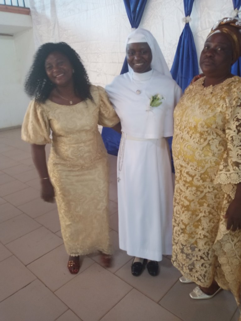 img_20221211_074935_9736019687408950339874