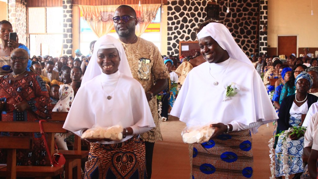 img_00512001560327640517741