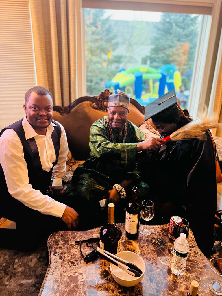 img-20220515-wa00577484013546974138925