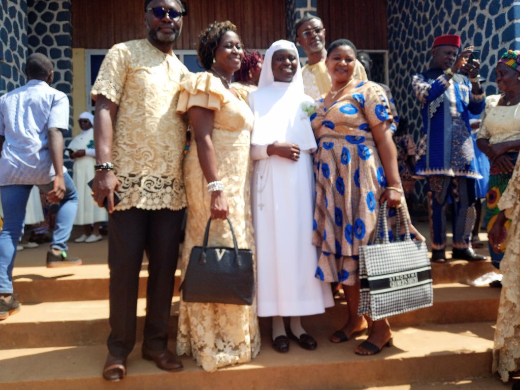 img_20221211_053540_443-14937354564254178615