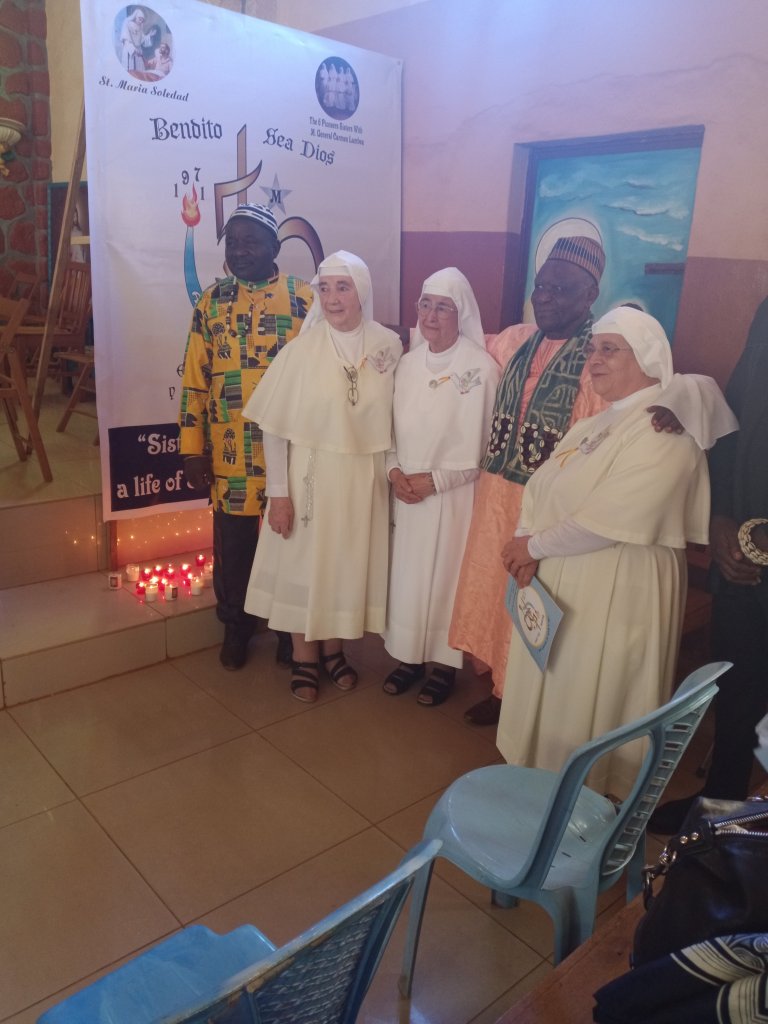 img_20221209_053010_8357576486192368556430