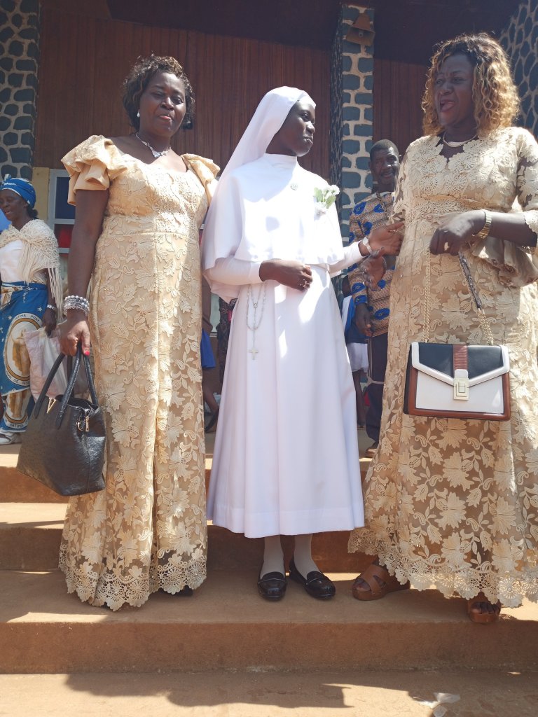 img_20221211_053608_1347577312447485410213