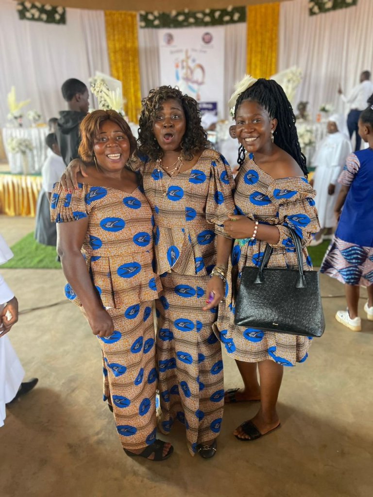 img-20221214-wa00356774282112471400312