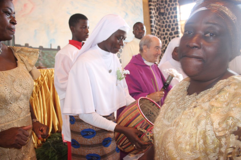 img_00396095936306339211555